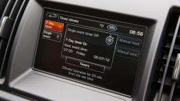 Land Rover Freelander II Facelifting - radio/cd/panel lcd