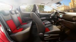 Toyota Yaris III Facelifting (2014) - widok ogólny wnętrza