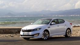 Kia Optima 2012 - widok z przodu