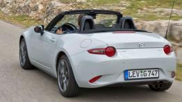 Mazda MX-5 IV White (2015) - widok z tyłu