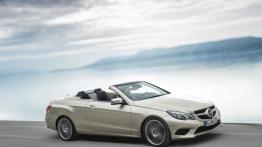 Mercedes E 350 Cabrio Facelifting - prawy bok