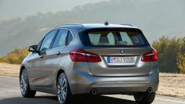 BMW serii 2 Active Tourer (2014) - widok z tyłu