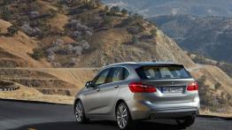 BMW serii 2 Active Tourer (2014) - widok z tyłu