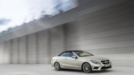 Mercedes E 350 Cabrio Facelifting - prawy bok