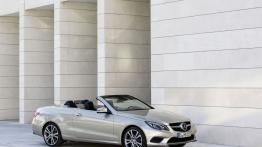 Mercedes E 350 Cabrio Facelifting - prawy bok