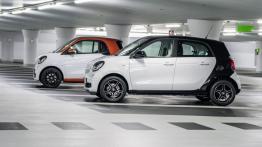 Smart ForFour II (2015) - lewy bok