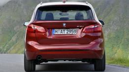 BMW 218d Active Tourer (2014) - widok z tyłu