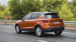 Seat Arona (2017) - widok z tyłu