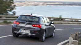 BMW 120d xDrive F20 Facelifting (2015) - widok z tyłu