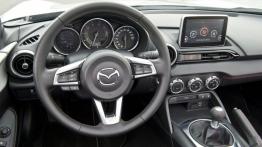 Mazda MX-5 IV White (2015) - kokpit