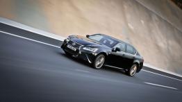 Lexus GS IV 450h F-Sport (2012) - lewy bok