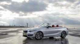 BMW 228i Cabrio (2015) - wersja amerykańska - lewy bok