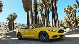 Ford Mustang VI Cabrio (2015) - widok z przodu