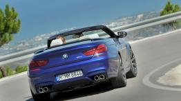 BMW M6 Cabrio 2012 - widok z tyłu