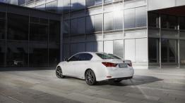 Lexus GS IV 450h F-Sport (2012) - widok z tyłu