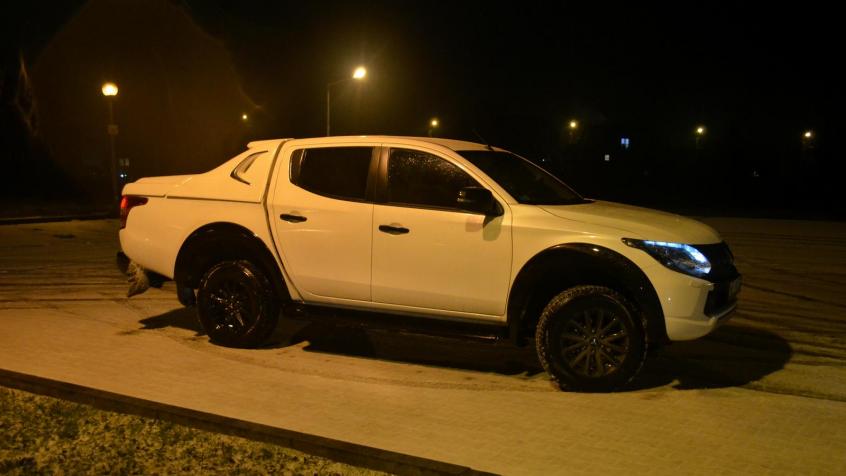 Mitsubishi L200 V Double Cab