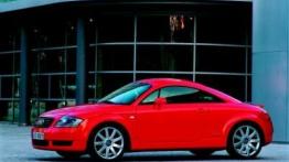 Audi Seria S-Line - lewy bok