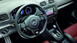 Volkswagen Study Golf R - kokpit