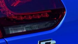 Volkswagen Golf R - emblemat