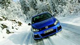 Volkswagen Golf R - widok z przodu