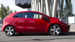 Kia Rio III 3d - prawy bok