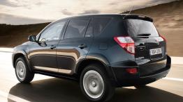 Toyota RAV4 2010 - widok z tyłu