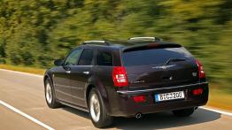 Chrysler 300C I Touring 6.1 V8 431KM 317kW 2005-2010