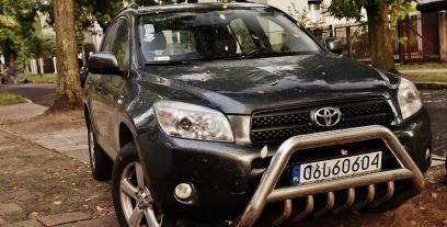 Toyota RAV4 III MPV 2.0VVT-i Multidrive S 158KM 116kW 2009-2010