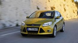 Ford Focus Hatchback 2010 - widok z przodu