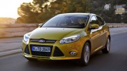 Ford Focus Hatchback 2010 - widok z przodu