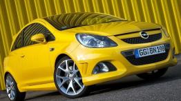 Opel Corsa OPC 2010 - widok z przodu