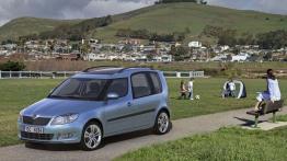 Skoda Roomster 2010 - widok z przodu