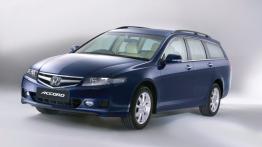 Honda Accord Tourer 2006 - widok z przodu