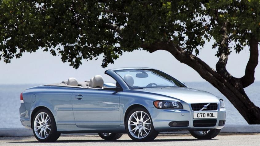 Volvo C70 II Coupe Cabrio 2.4 D5 180KM 132kW 2006-2009