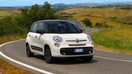 Fiat 500L - widok z przodu