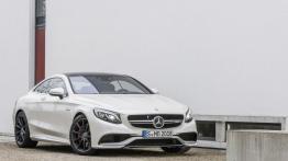 Mercedes S63 AMG Coupe (2014) - widok z przodu