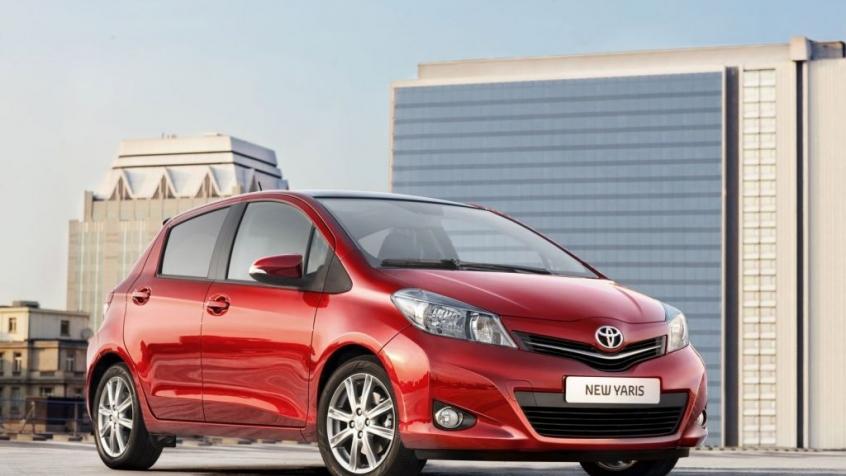 Toyota Yaris III Hatchback 5d Hybrid 100KM 74kW 2012-2014