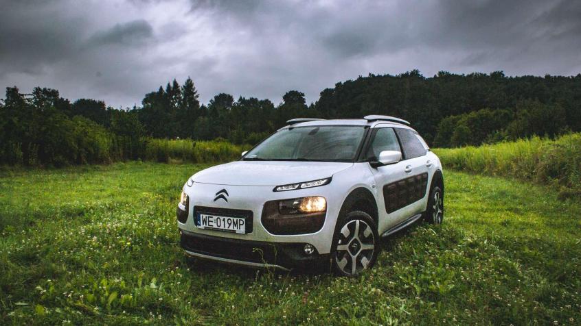 Citroen C4 Cactus Crossover 1.6 BlueHDi 82g 99KM 73kW 2015-2015