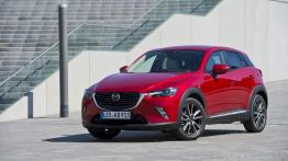 Mazda CX-3 SKYACTIV-G AWD (2015) - widok z przodu