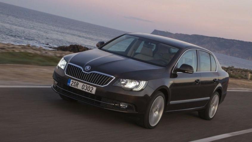 Skoda Superb II Sedan Facelifting 3.6 FSI 260KM 191kW 2013-2015