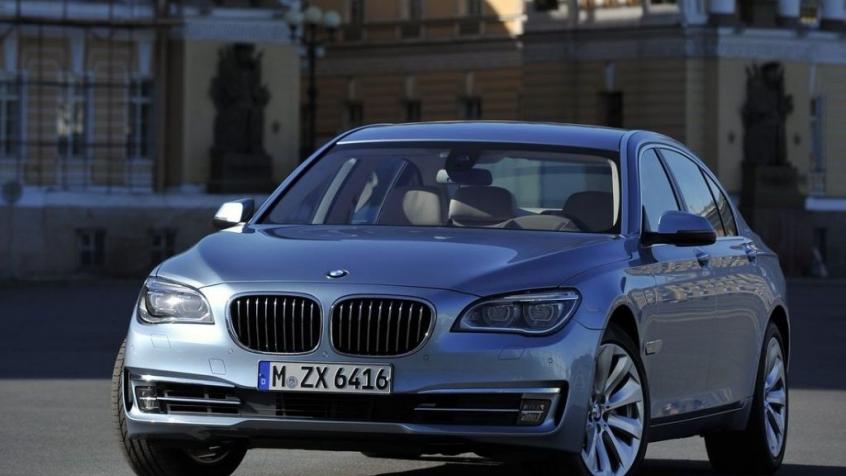 BMW Seria 7 F01 Sedan L Facelifting 760Li 544KM 400kW 2012-2015