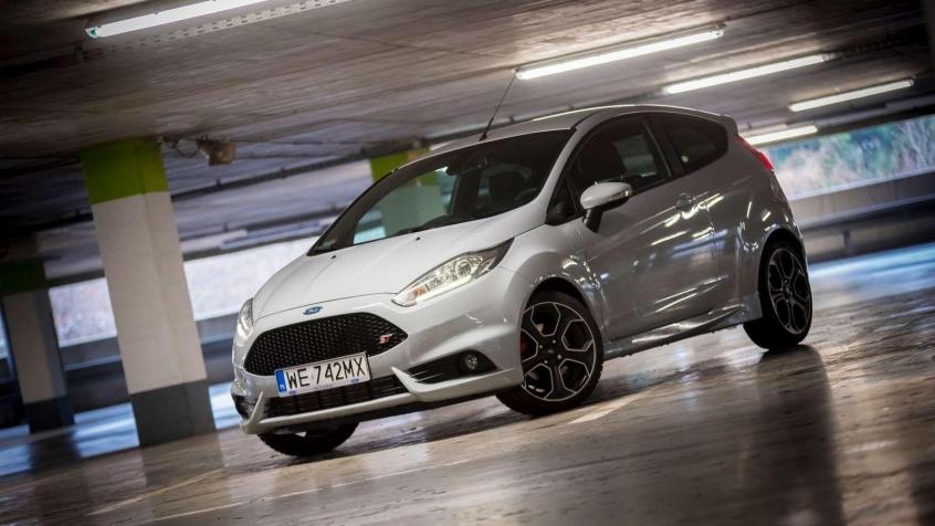 Ford Fiesta VII Hatchback 3d ST 1.6 EcoBoost 200KM 147kW 2016-2017