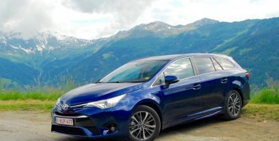 Toyota Avensis III Wagon Facelifting 2015