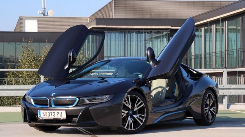 BMW i8 Coupe Elektryczny + R3 1499 362KM 266kW 2014-2018