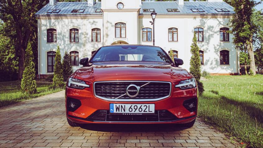 Volvo S60 III Sedan 2.0 T5 254KM 187kW 2018-2019