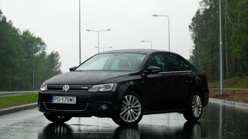 Volkswagen Jetta VI Sedan 2.0 TDI CR DPF 140KM 103kW od 2011