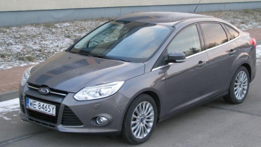 Ford Focus III Sedan 1.6 Duratec 105KM 77kW od 2011