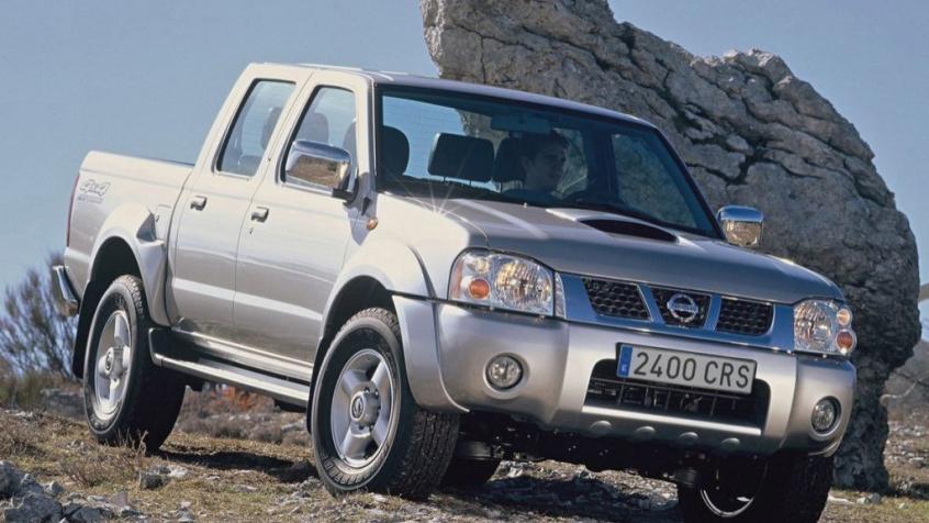 Nissan NP300 Double Cab 2.5 TD 133KM 98kW 2008-2012