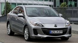 Mazda 3 sedan 2012 - widok z przodu