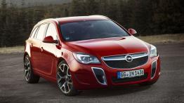 Opel Insignia OPC Sports Tourer Facelifting (2014) - widok z przodu